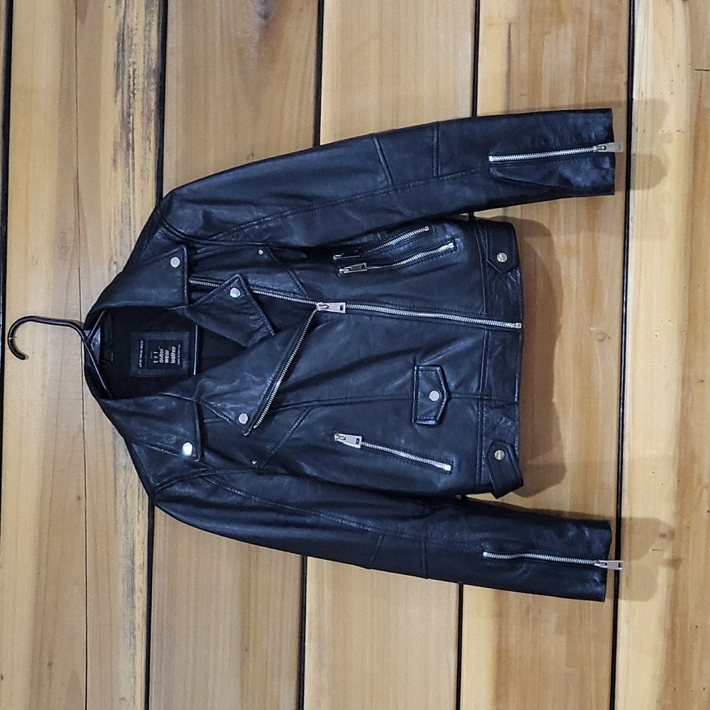 ZARA moto leather cropped jacket